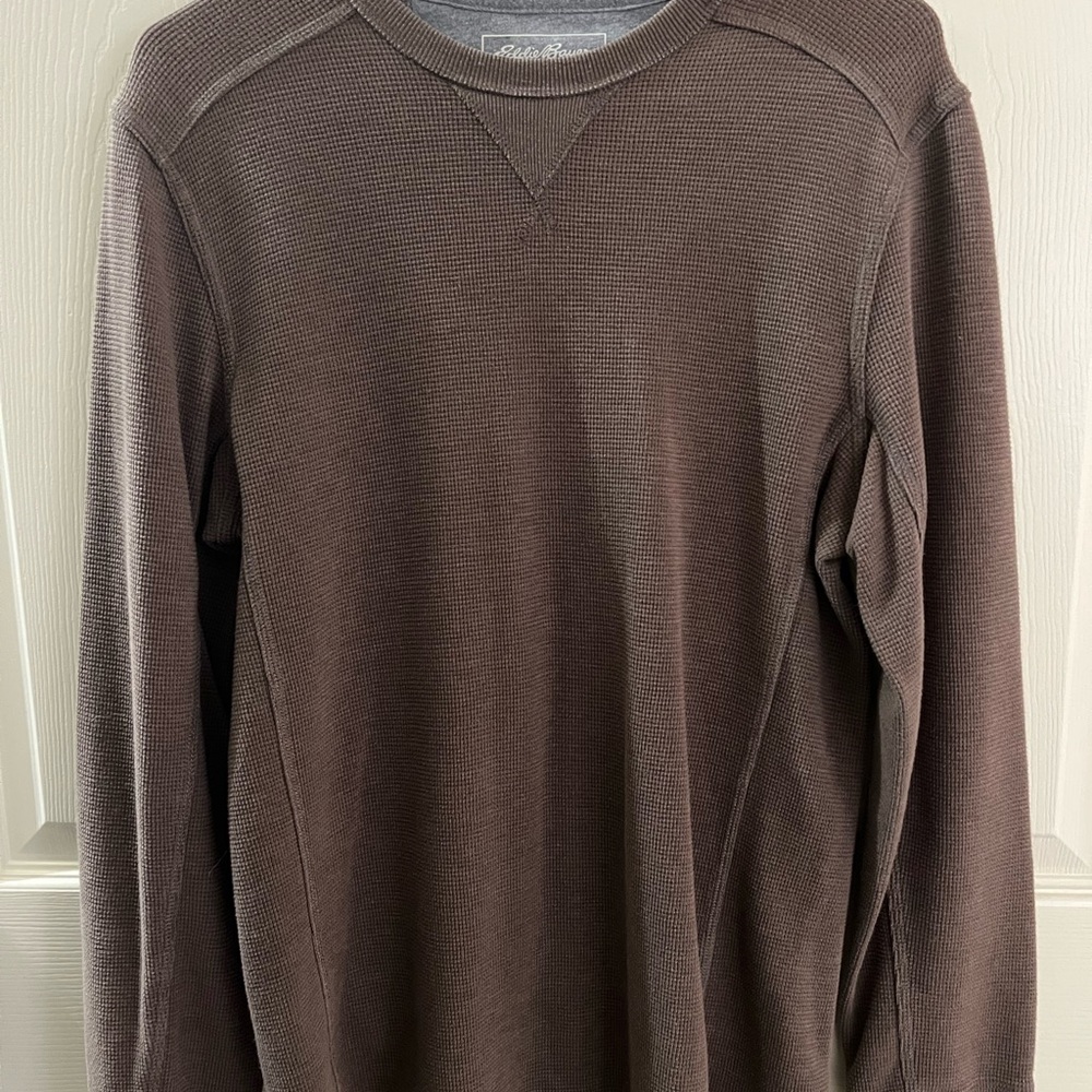 Men’s Eddie Bauer Brown Ribbed Knit Top Size Small